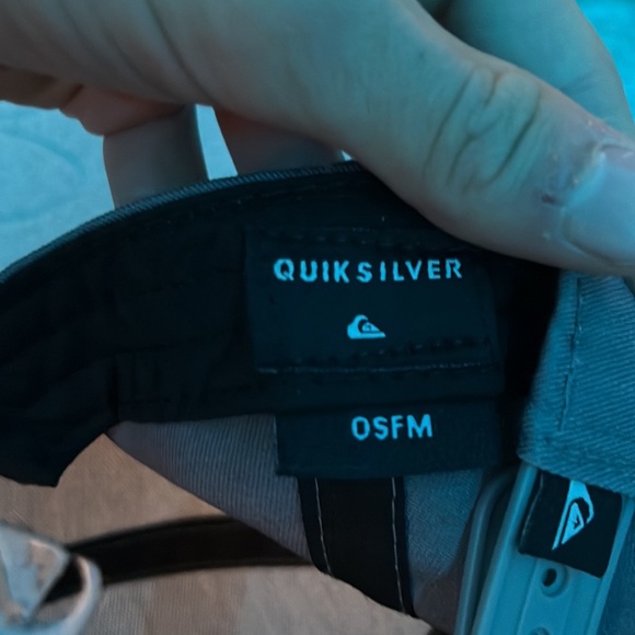 Quicksilver hat - Picture 3 of 3